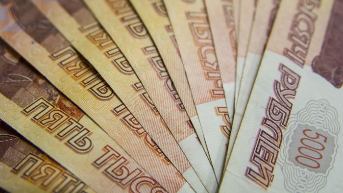 В Югре более половины работников получают зарплату, которая выше среднероссийской
