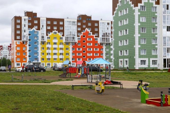 ​Почти тысяча семей переехала в новые дома в Сургутском районе