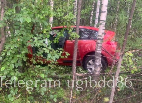В Югорске водитель с двухмесячным стажем попала в ДТП и получила травмы