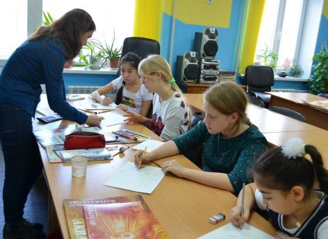 Клубы и центры «Варианта» приглашают юных сургутян на дни открытых дверей