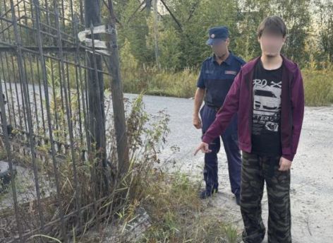 ​Вартовчанин хотел податься в наркокурьеры. Но не успел − задержали с координатами тайника в телефоне