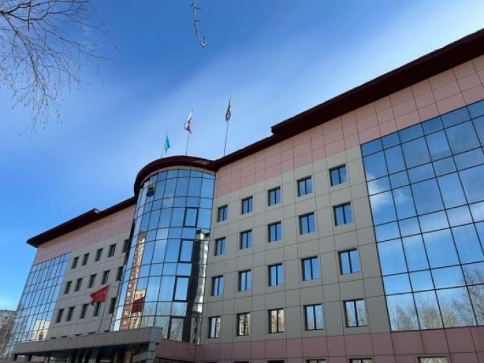 ​Экс-чиновники администрации Сургута Алексей Дворников и Виталий Шаров останутся под стражей до 25 ноября