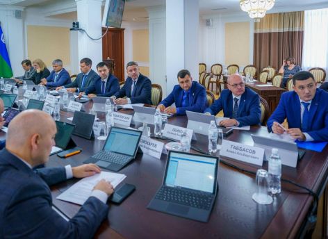 В Югре обсудили готовность региона к опасностям зимнего периода