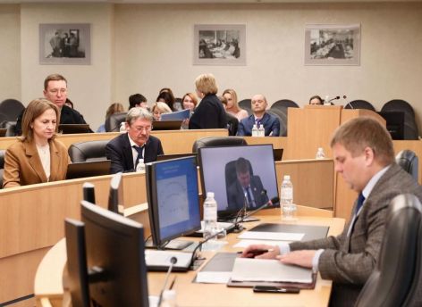 Льготы участникам СВО, долги УК и судьба морга на Каролинского − главные итоги заседания Думы Сургута