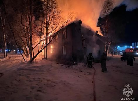 В Сургутском районе пожар уничтожил жилой дом: что известно