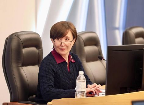 В думе Сургута обсудили продление соцподдержки, судьбу лагеря «Барсова гора» и доступность жилья для людей с инвалидностью