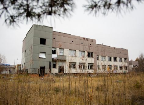 ​Здание морга в Сургуте снесут. Но здание медколледжа не построят