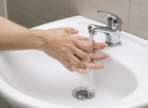В центре Сургута ухудшилось качество холодной воды
