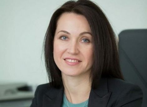 Бывшая сургутская чиновница получила высокую награду от президента России
