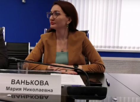 В Югре вновь будут судить по подозрению в коррупции бывшую соратницу Андрея Филатова