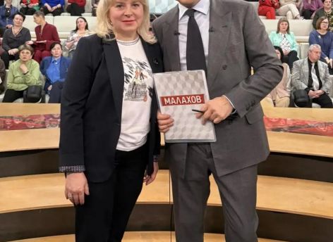 ​«Этот звук сирены и голос мы запомнили навсегда»: сотрудник СИА-ПРЕСС, пережившая аварию на Чернобыльской АЭС, поделилась своей историей в эфире у Андрея Малахова