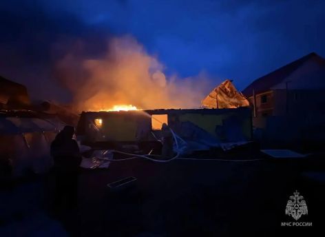 В Югре во время пожара в жилом доме погибли семь человек