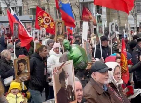 В Сургуте прошел марш патриотов и началось шествие «Бессмертного полка»