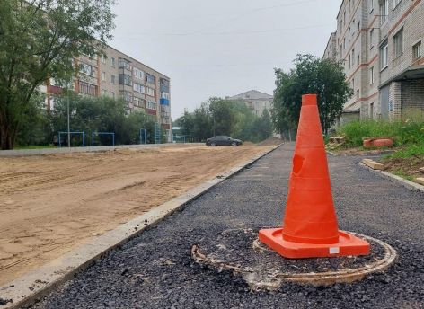​Жители Сургута снова заговорили о строительстве тротуаре на улице Шидловского