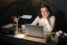 Большинство жителей Югры работают больше положенного