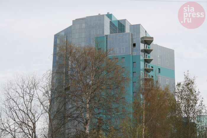 Власти Югры вновь пытаются продать недостроенный офис Газпрома в центре Сургута — цена вопроса почти миллиард