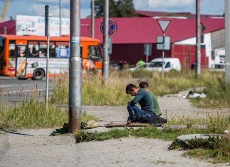 Поток рабочей силы из Средней Азии в Россию сократился на 15 процентов. В Югре показатель похожий