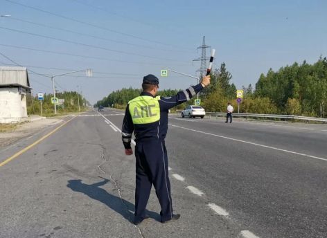 ​В Югре продолжаются массовые проверки водителей