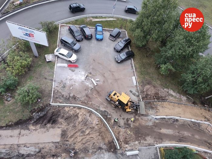 ​Часть парковки у дома №55 на проспекте Ленина в Сургуте отдадут под тротуар