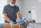 ​Жительница Сургута пострадала в ДТП с электросамокатом: ей собирали кость по частям