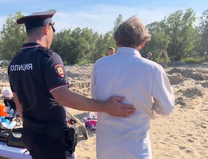 В Сургуте известный предприниматель и депутат получил штраф за публикацию ссылки на запрещенную соцсеть