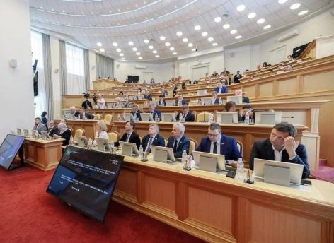 В думу Югры не прошли три действующих депутата, хорошо известных сургутянам