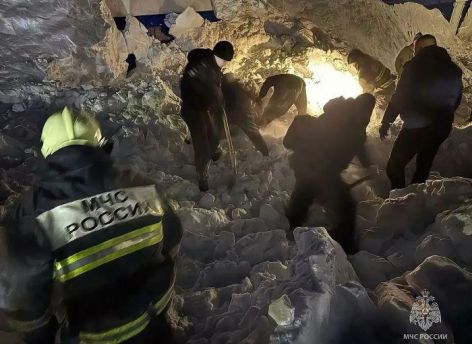 Директор лянторского спорткомплекса, где ребенок погиб от схода снега с крыши, предстанет перед судом