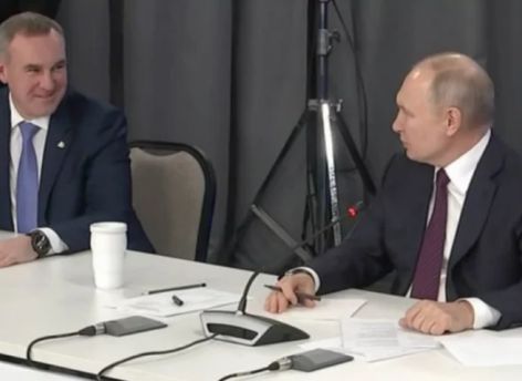 Руслан Кухарук поздравил президента России с днем рождения