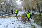 Службы Сургута почти устранили последствия непогоды после суток усиленной работы
