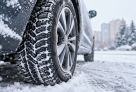 Сургутяне начали массово «переобувать» автомобили после первого снега