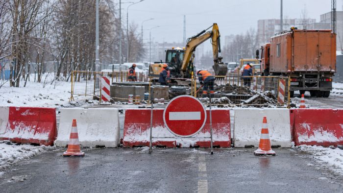 Власти Сургута на один день перекроют улицу Грибоедова из-за строительства теплосети