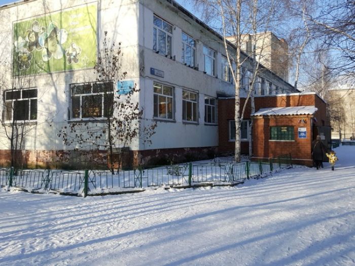 ​Живой зоопарк в умирающем здании