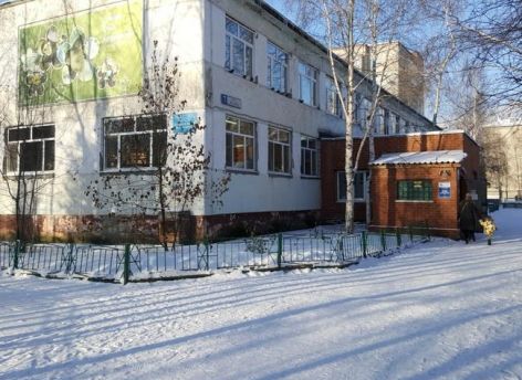 ​Живой зоопарк в умирающем здании
