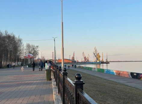 Сургутские врачи «нагуляли» почти 2 миллиона шагов и выиграли окружной челлендж